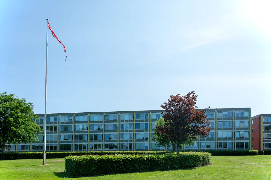 Rummelig 5-værelses lejlighed med altan  7